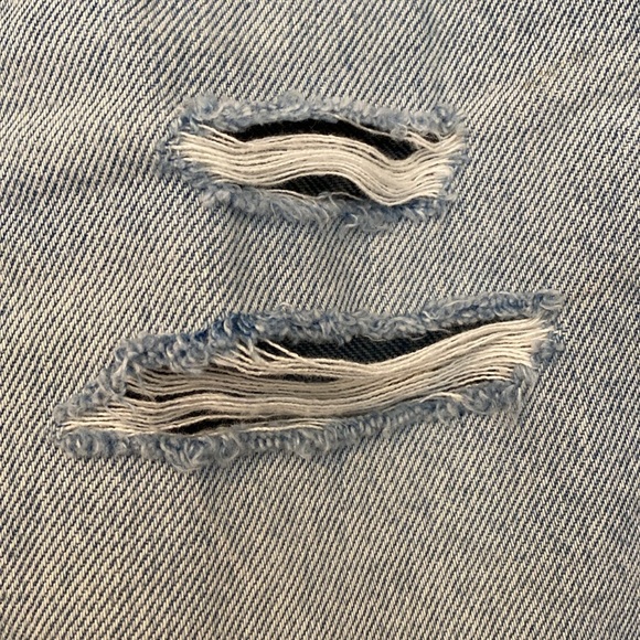 Madewell Relaxed Mid-Length Denim Shorts - Picture 4 of 7